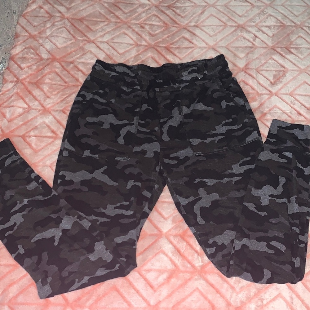 EXPRESS camo Jogger - Picture 1 of 1